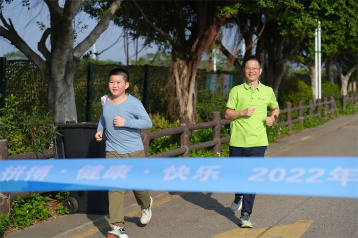 廣東博皓“技?jí)喝盒壅l知曉，賽場(chǎng)風(fēng)云見真曉”第五屆運(yùn)動(dòng)會(huì)    -6